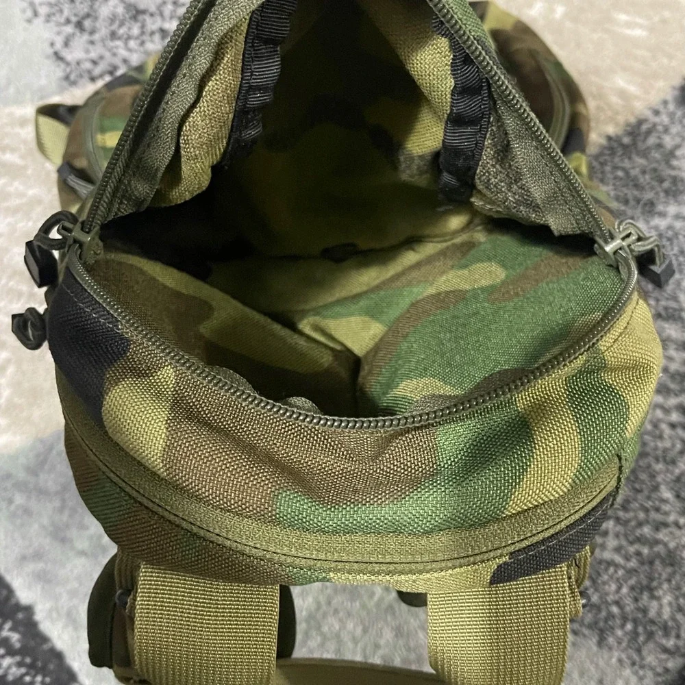 CamelBak M.U.L.E. Backpack Men OS Green Woodland Camo Tactical Hydration Pack